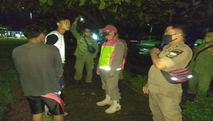 Satpol PP Laksanakan Operasi Giat Terpadu Penegakan Perbup No. 68 Tahun 2020