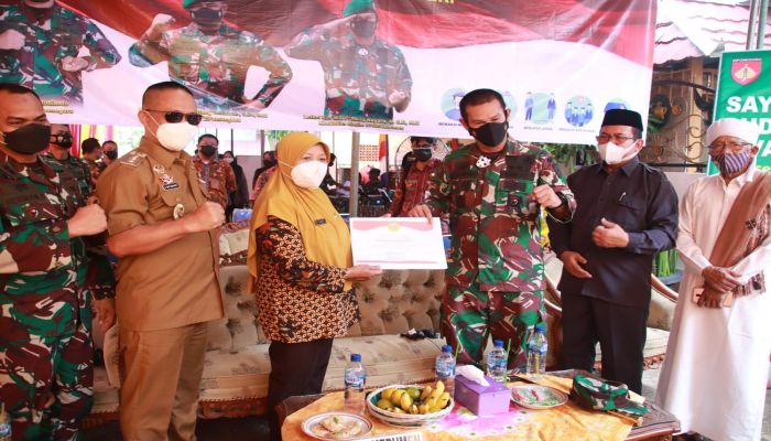 Disamping Penerapan Prokes, Bupati Minta Orang Tua Aktif Awasi Anaknya Bermain Gadget