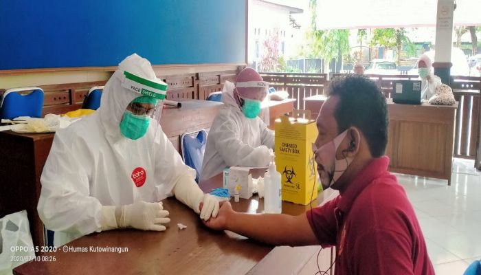 Penyelenggara Pilkada Menjalani Rapid Test